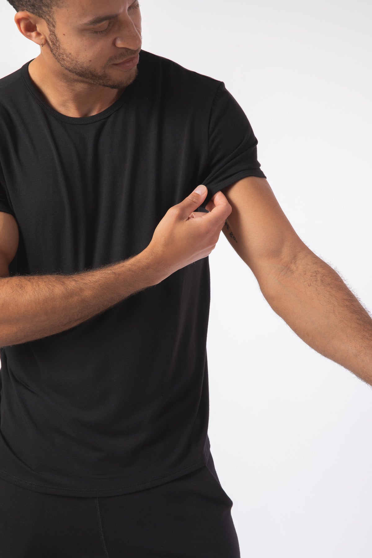 #color_Obsidian Black